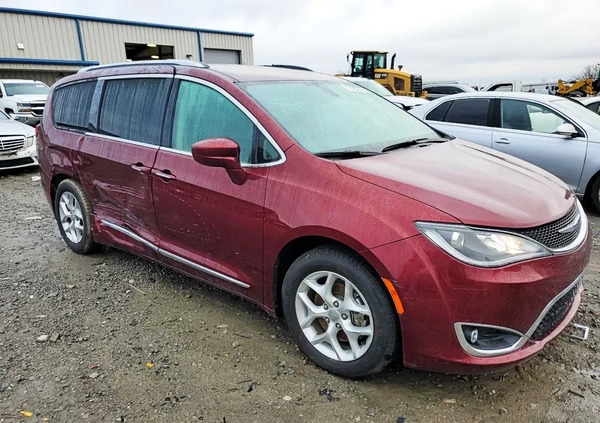 Chrysler Pacifica cena 48000 przebieg: 76515, rok produkcji 2018 z Dęblin małe 56